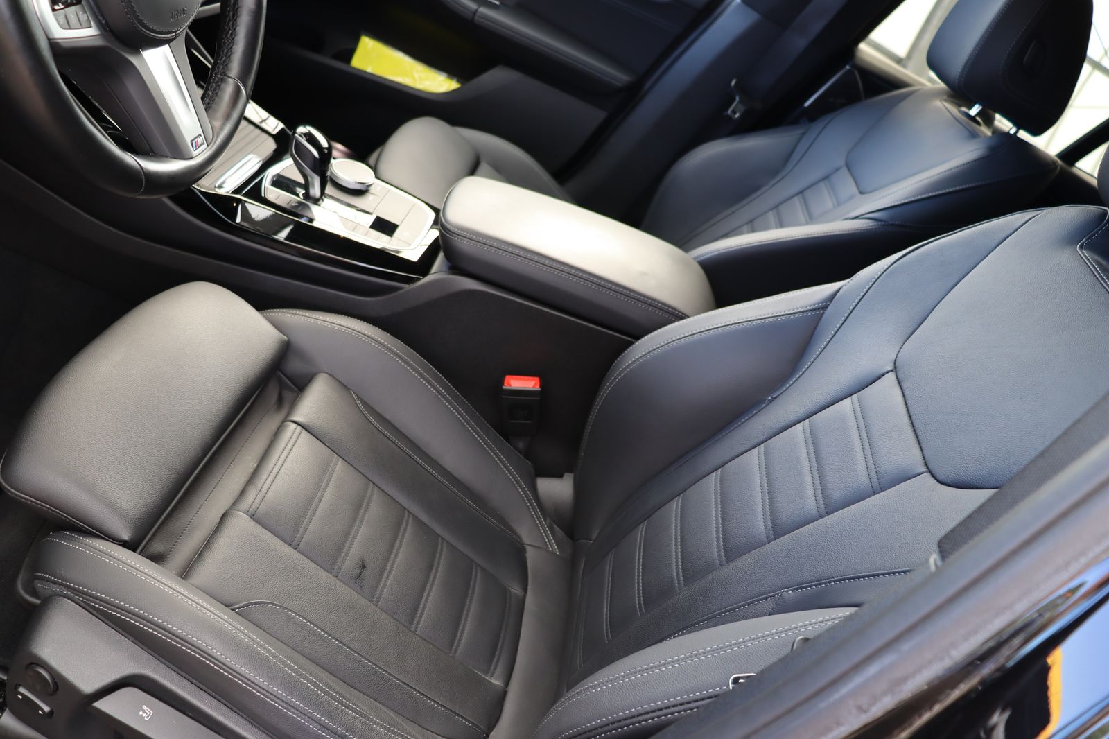 BMW X3 xDrive20i M SPORT - Samsaru's Car Outlet