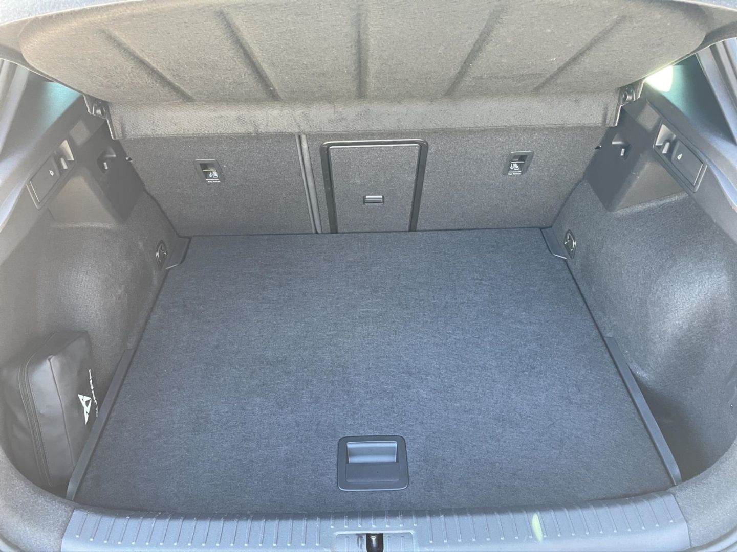 Cupra Formentor 2.0 4Drive*AHK*Pano*360*Beats*Matrix*