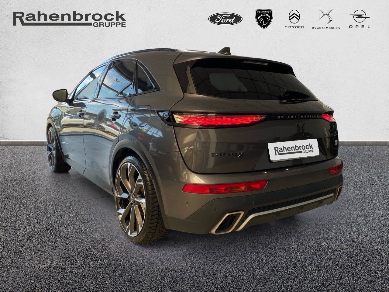DS Automobiles DS7 Crossback E-Tense 360 La Première 4x4 EAT8