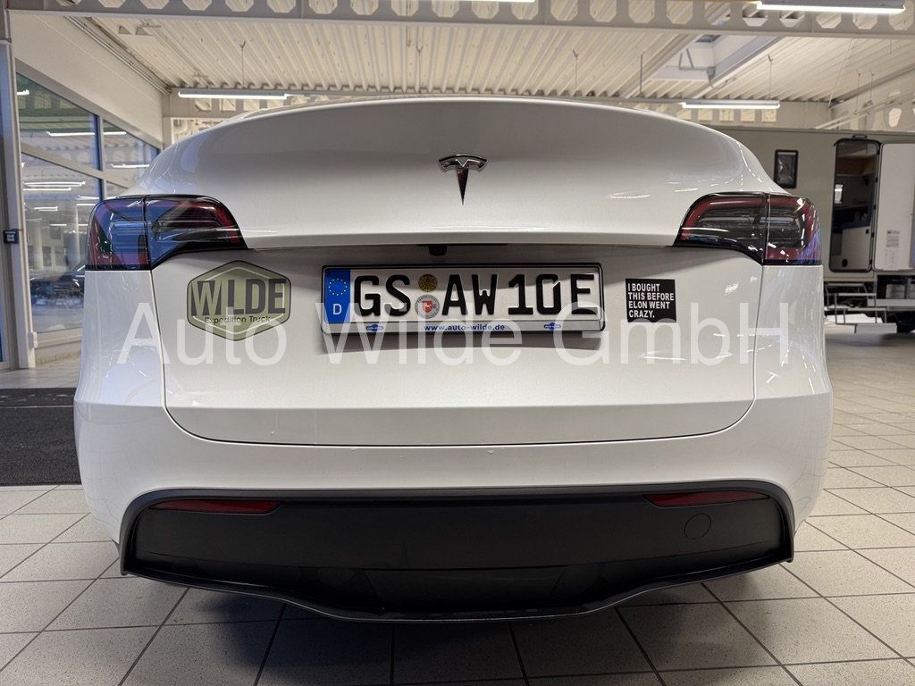 Tesla Model Y Basis RWD