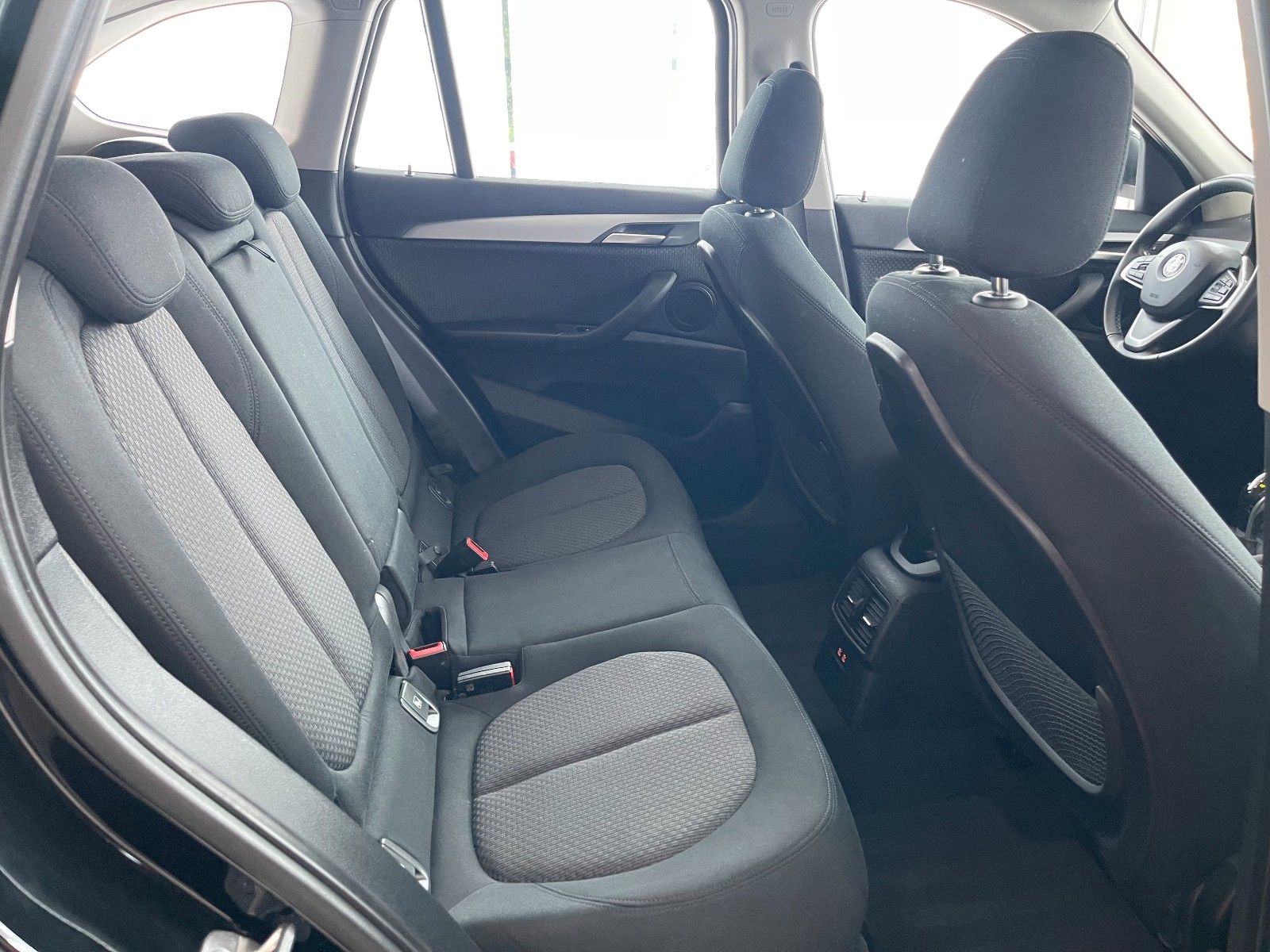 BMW X1 xDrive 20d Aut. - Samsaru's Car Outlet