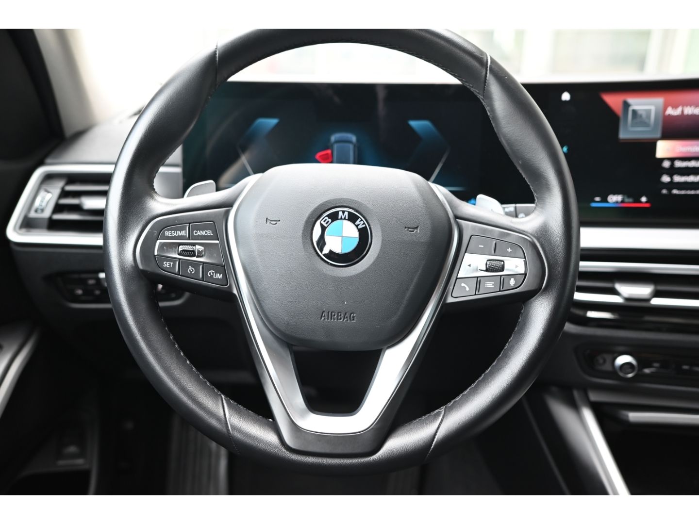BMW 320d xDrive Touring - Samsaru's Car Outlet