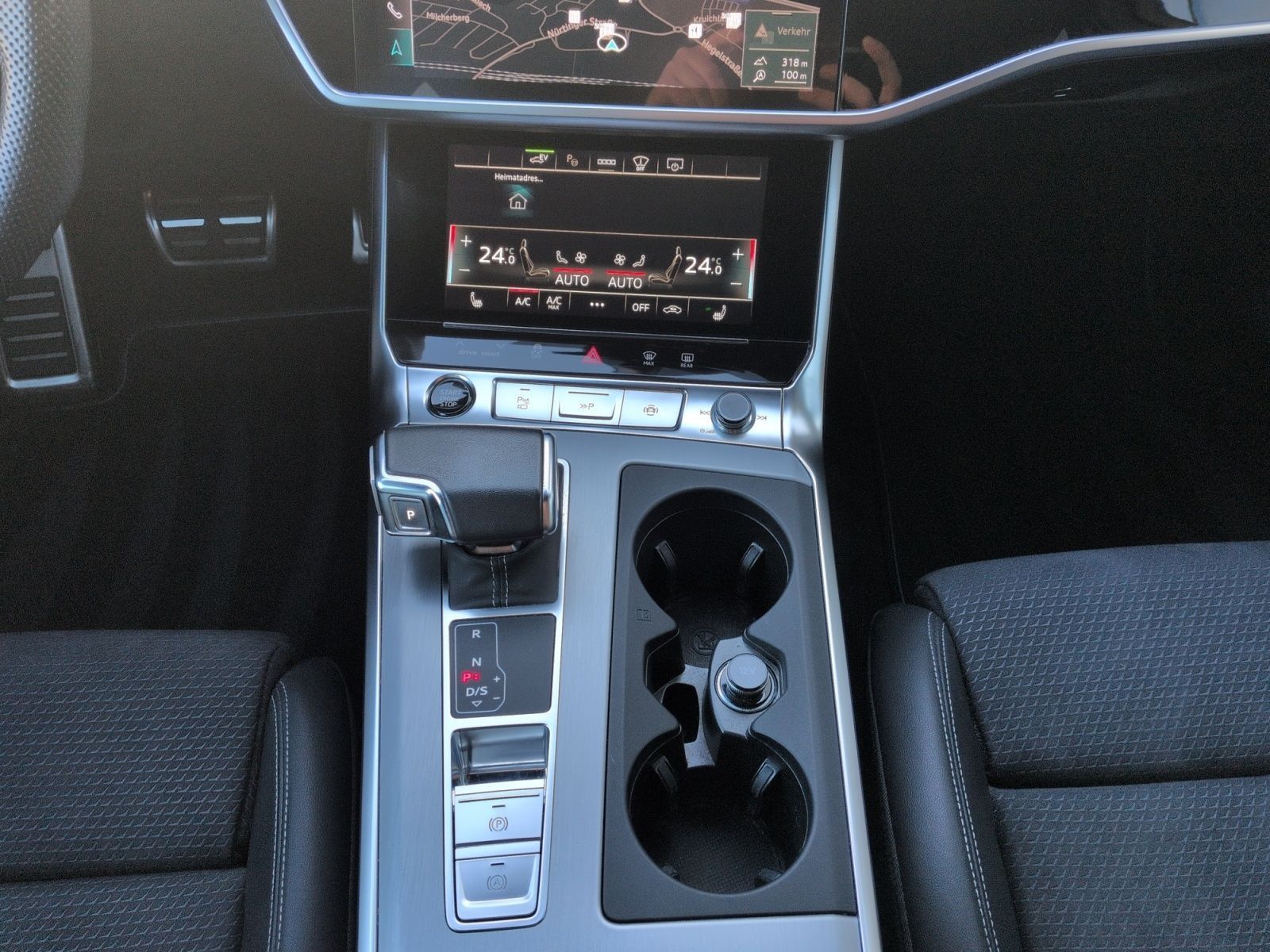 Audi A6 Avant 55 TFSI e qu S line Matrix HuD AHK 360