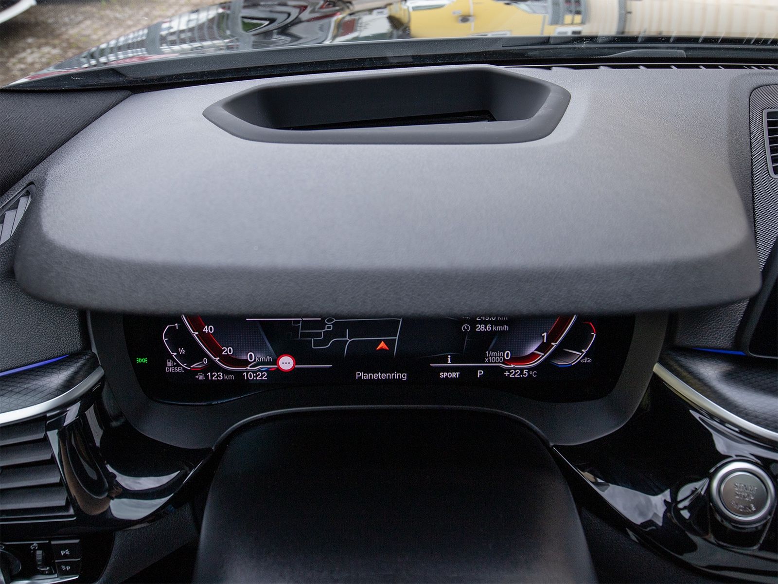 BMW 530d Touring M-Sport 360°StandH.HuD Laser H&K...