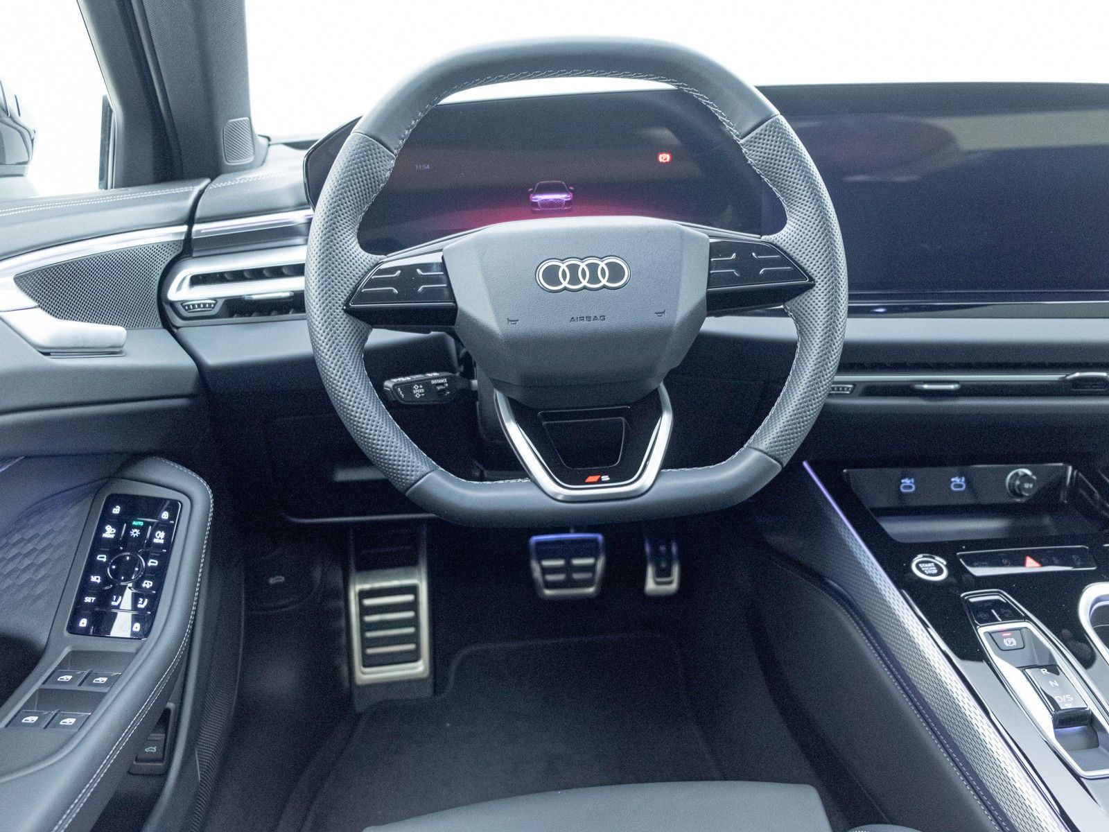 Audi A6 Avant TFSI 150 kW S-TRO*MATRX*S-LINE*AHK*PANO
