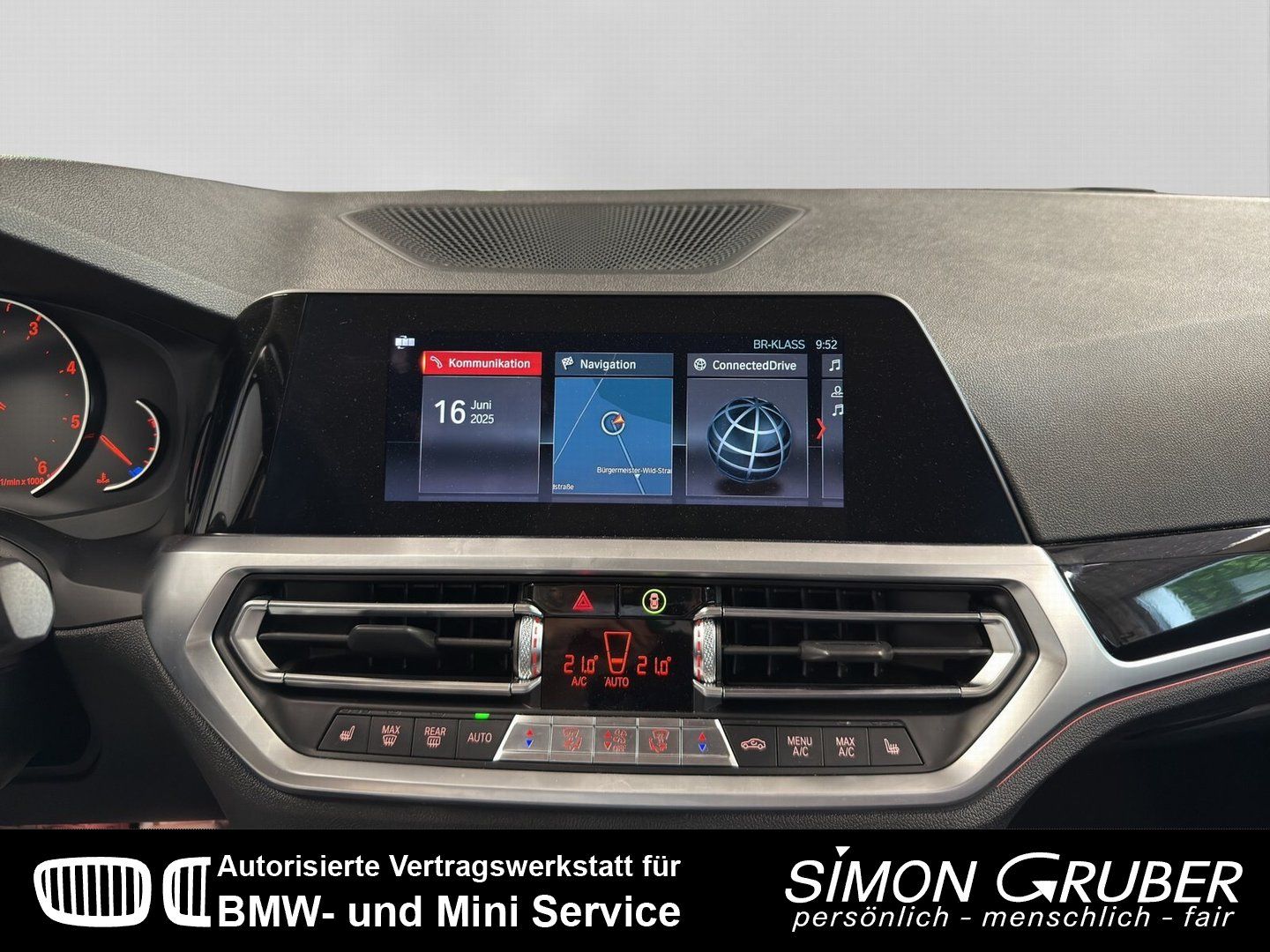 BMW 318 d touring Sport Line - Samsaru's Car Outlet