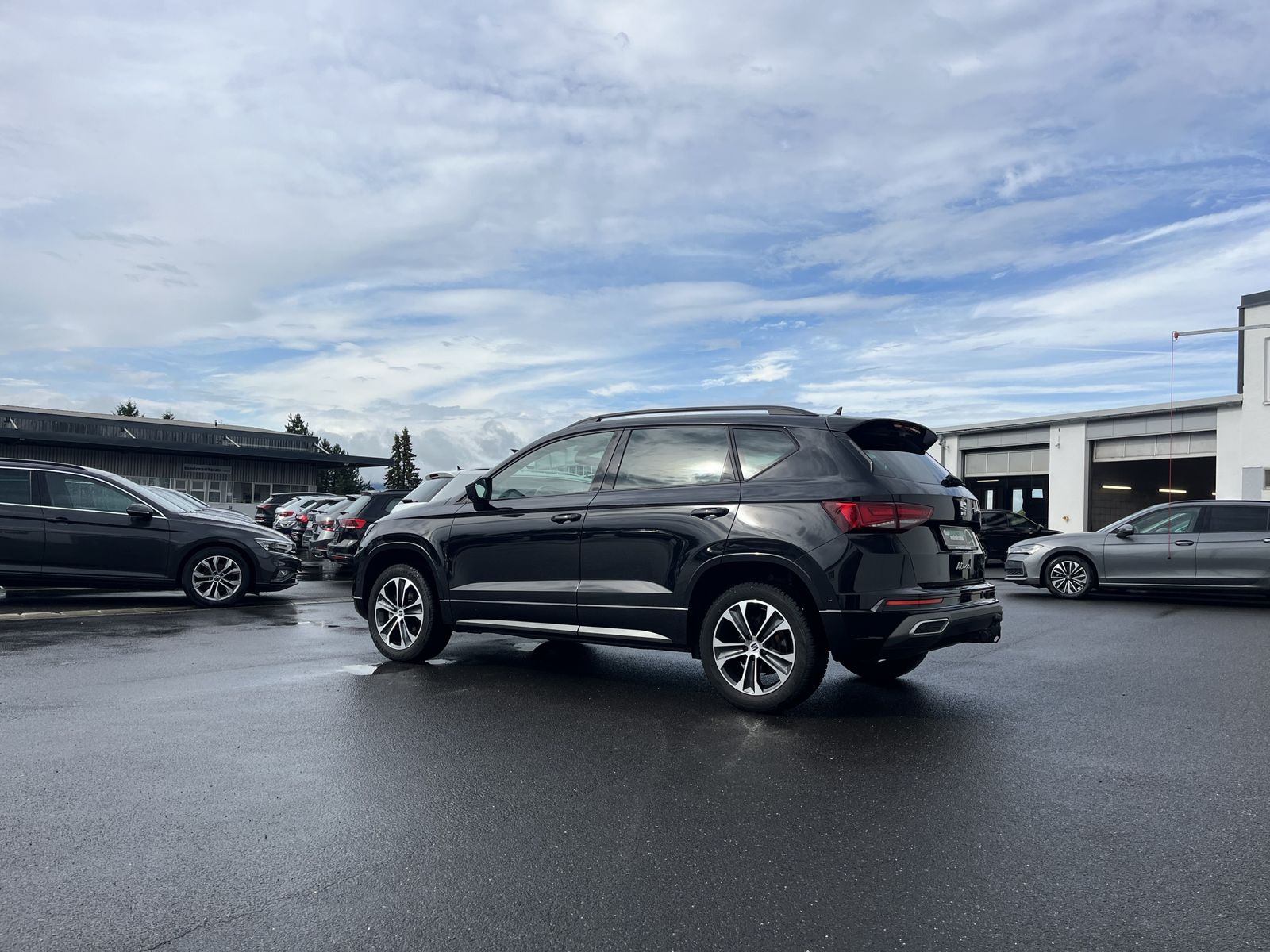 Seat Ateca 2.0 TDI DSG FR 181€ m.20% Anz. AHK Navi AC