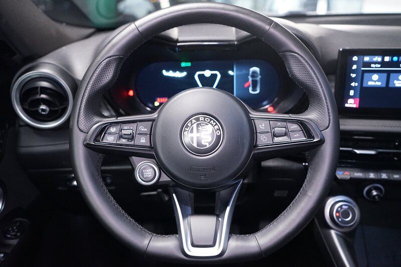 Alfa Romeo Tonale 1.5 VGT Hybrid Ti Aut.*Matrix*Kamera*Keyl