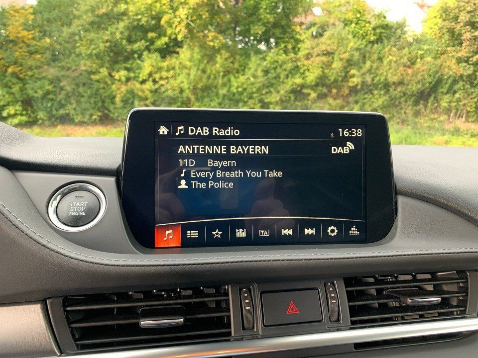 Mazda 6 kombi 2.0L SKYACTIV G 165ps 6AT FWD CENTER-LIN