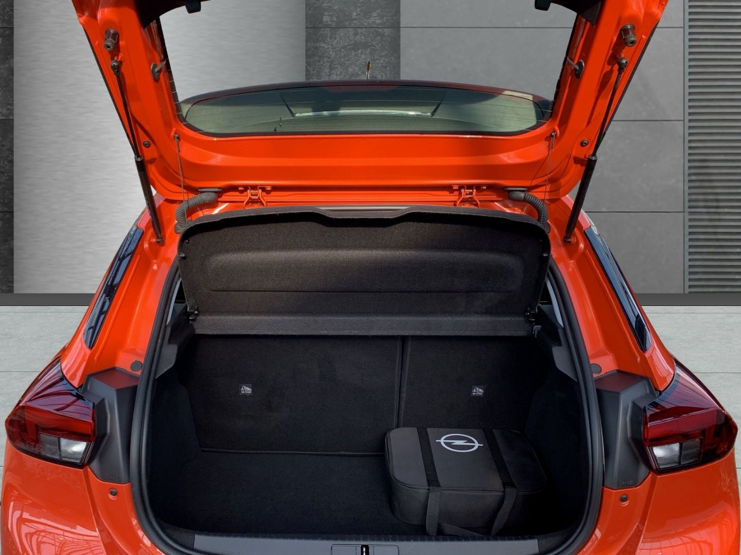 Opel Corsa-e Edition - Samsaru's Car Outlet