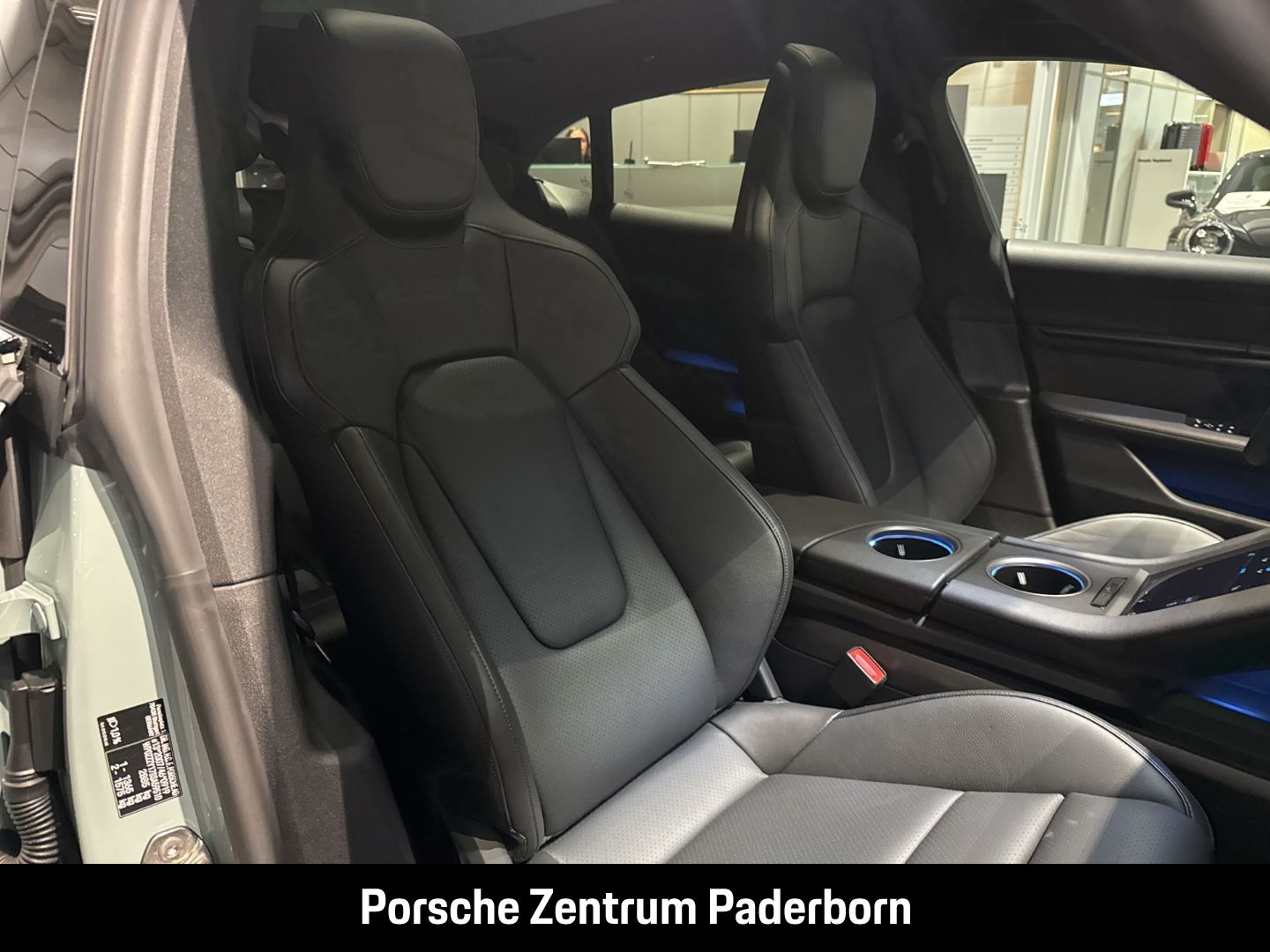 Porsche Taycan 4 Cross Turismo LED-Matrix Surround-View