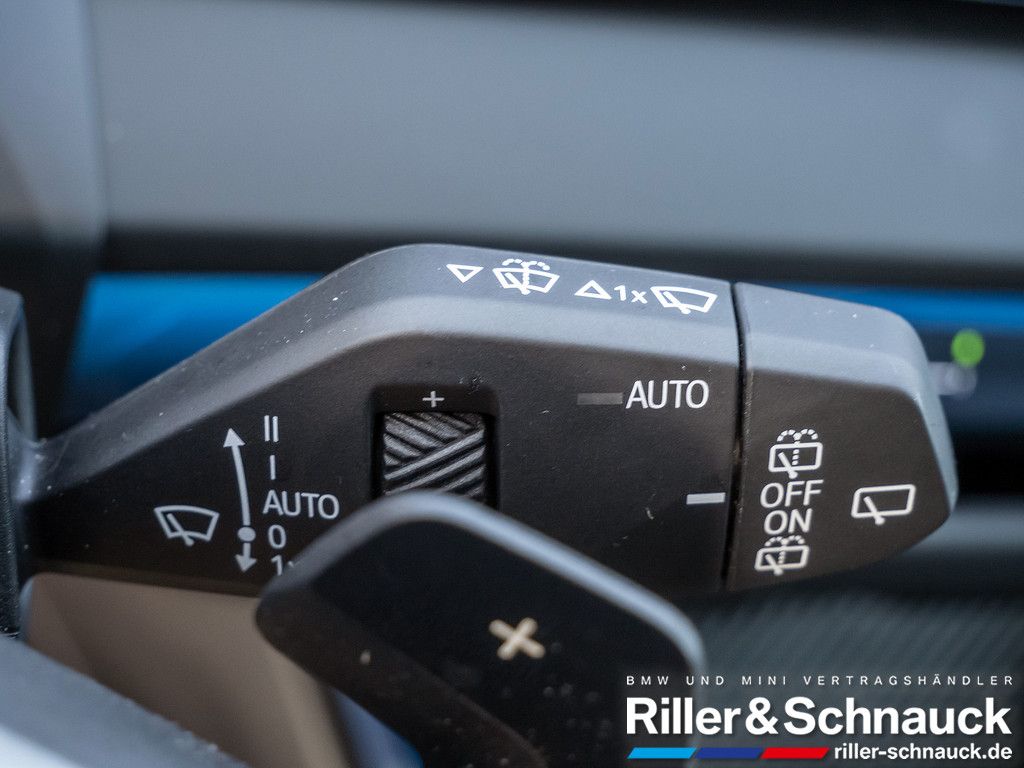 BMW X3 xDrive 20d M-Sport NAVI AHK ACC LED PANO 360°