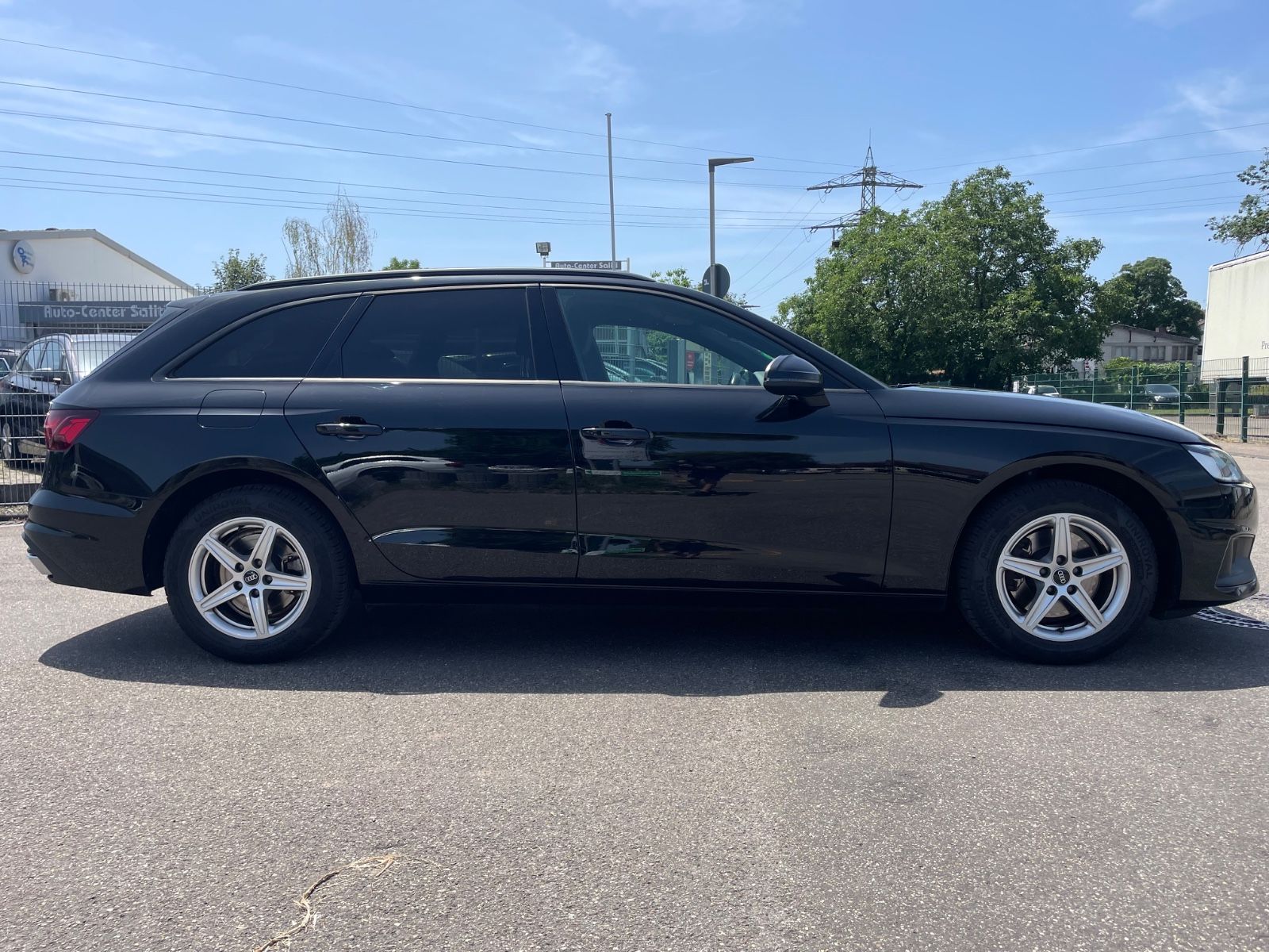 Audi A4 Avant 35 TDI - Samsaru's Car Outlet