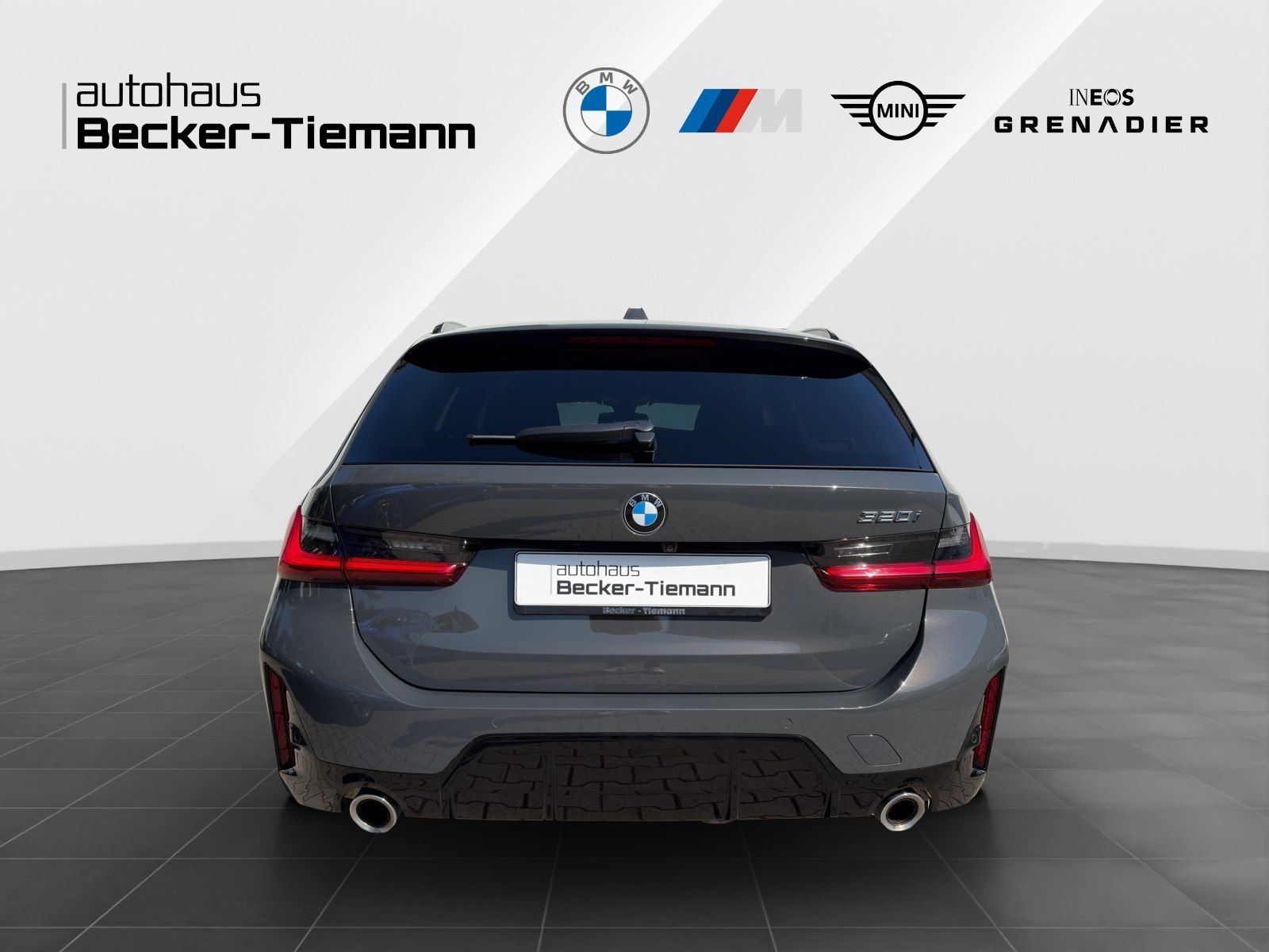 BMW 320i Touring M-Sport AHK HUD DrivAss. ACC ParkAs