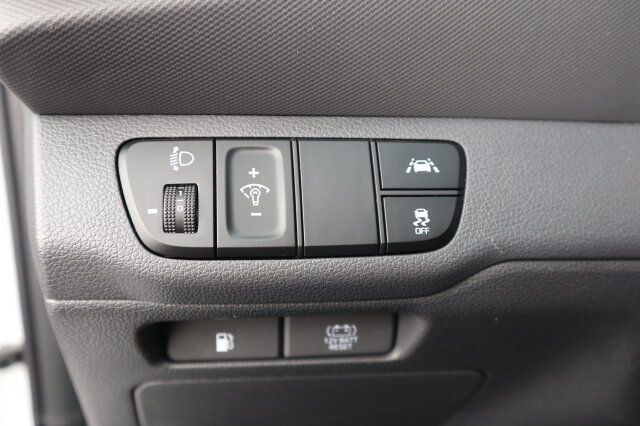 Hyundai IONIQ 1,6 GDI Trend-Paket Hybrid - Samsaru's Car Outlet