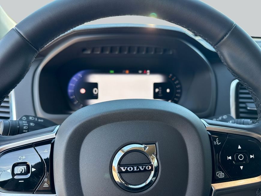 Volvo XC90 B5 B AWD Plus Bright LM 21'' 7Sitz Leder Fr