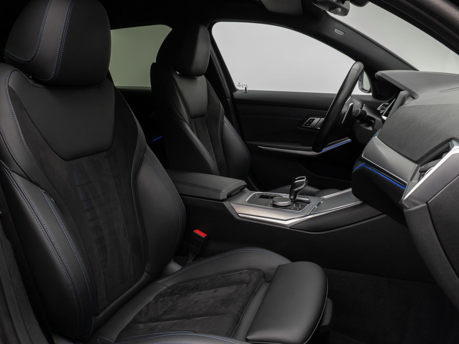 BMW 320d M Sport - Samsaru's Car Outlet