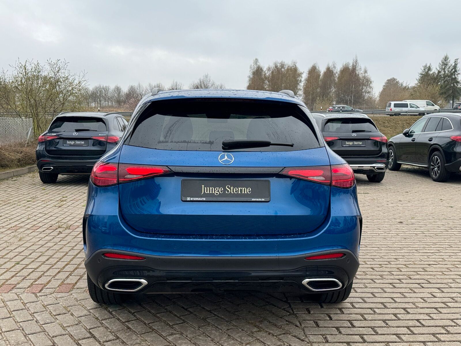 Mercedes-Benz GLC 300 d 4M AMG Advanced AHK PanoDach DigiLight