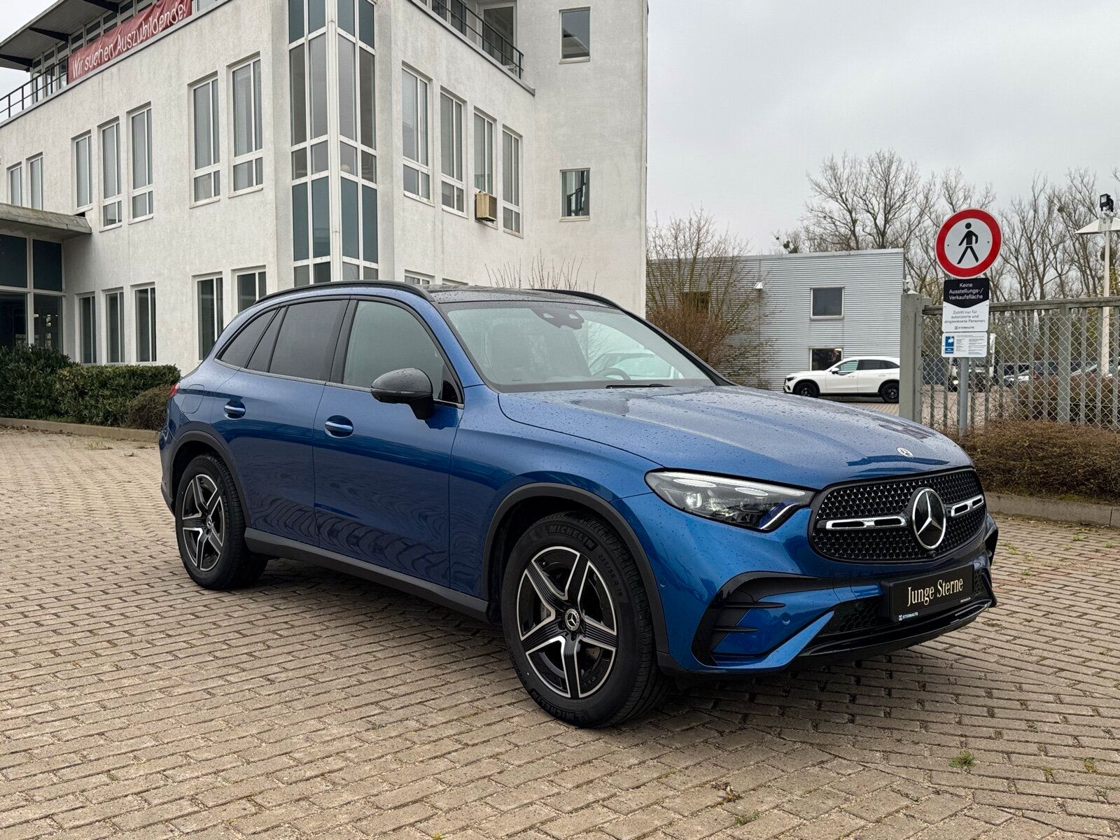 Mercedes-Benz GLC 300 d 4M AMG Advanced AHK PanoDach DigiLight