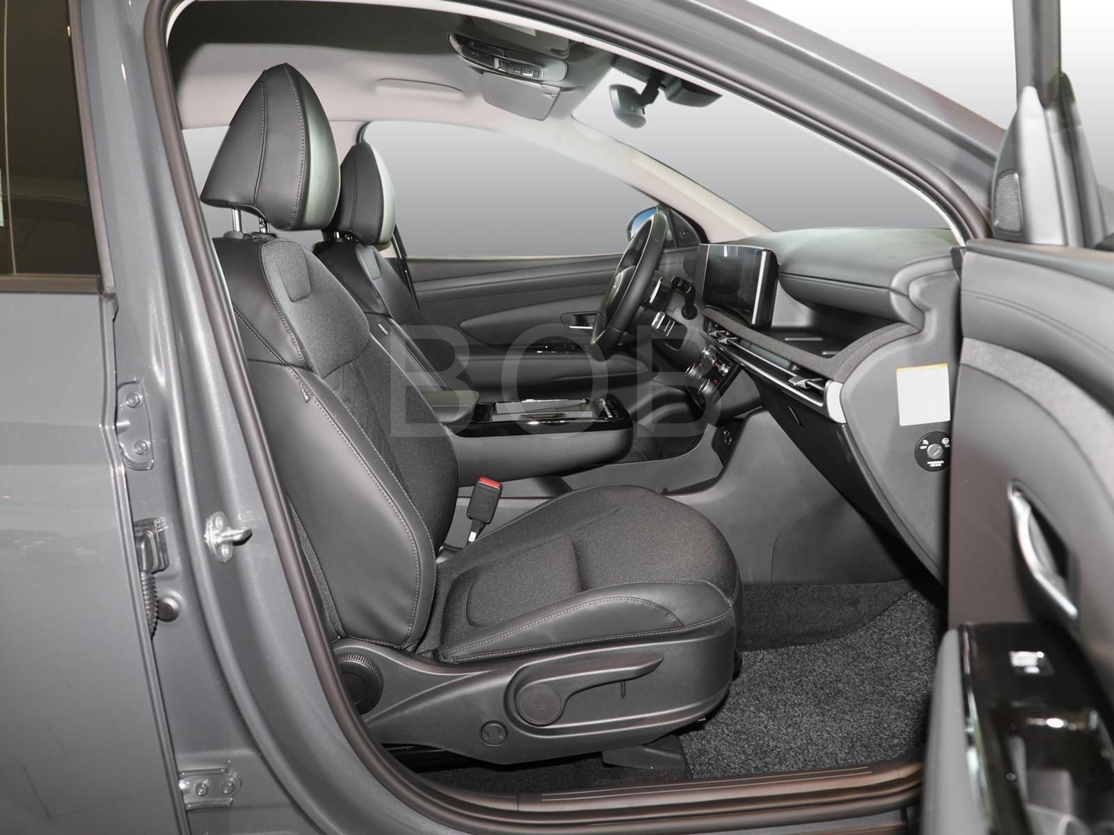 Hyundai TUCSON Hybrid 4WD Trend - Samsaru's Car Outlet