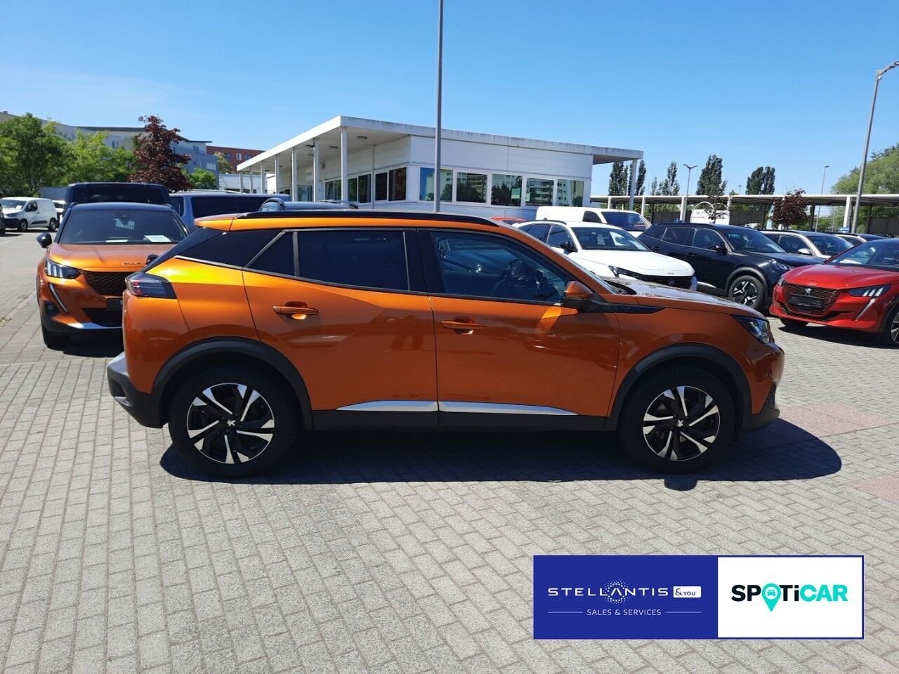 Peugeot 2008 Allure 136 Elektro - Samsaru's Car Outlet