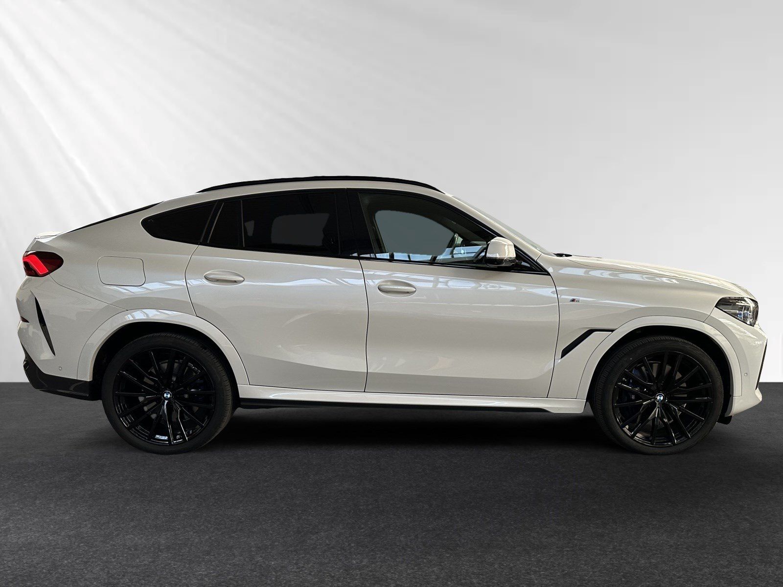 BMW X6 xDrive40d M Sport|AHK|Pano|Standhzg.|H/K