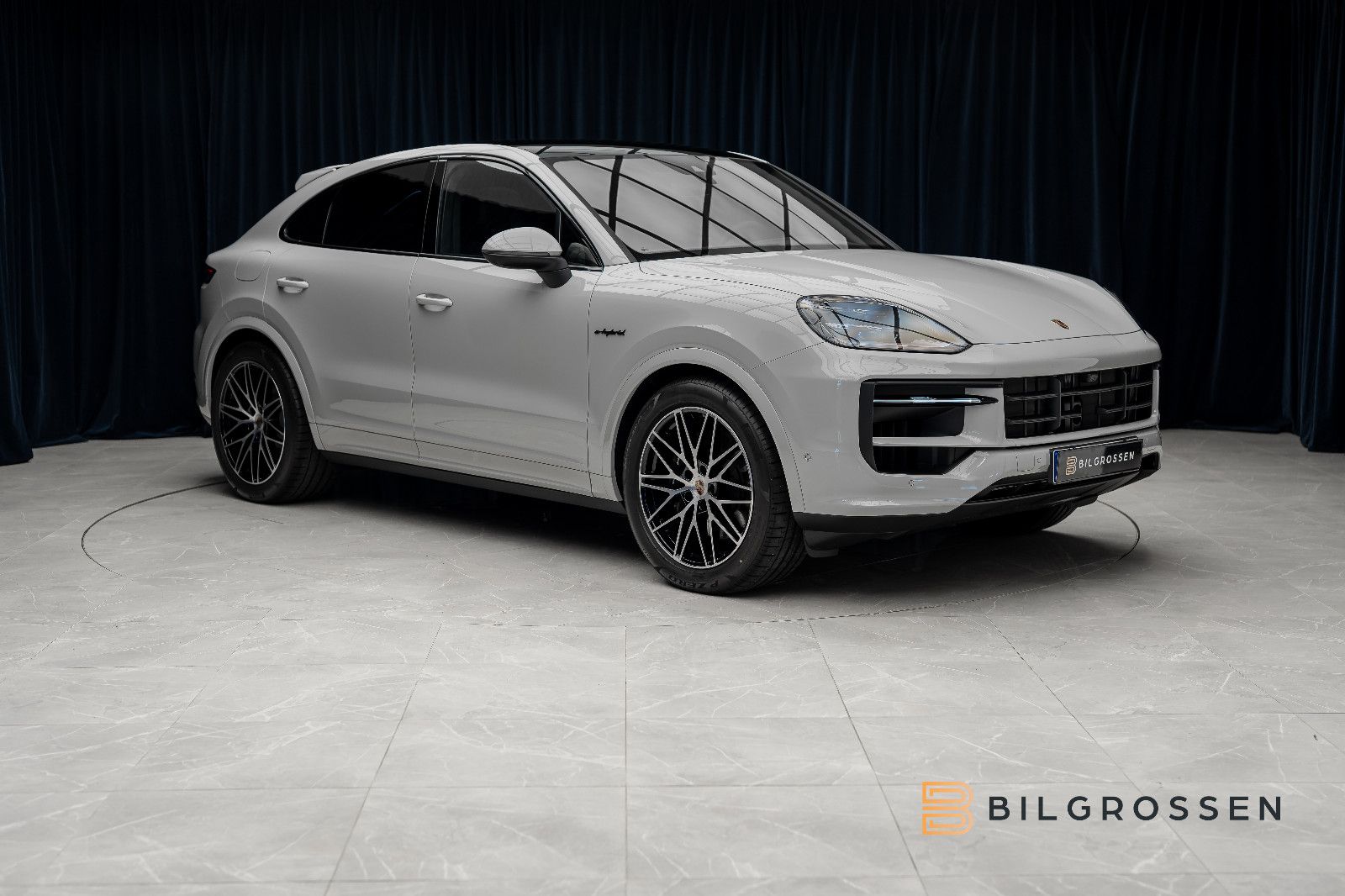 Porsche Cayenne Coupé E-Hybrid PASM BOSE SportExh P-Disp