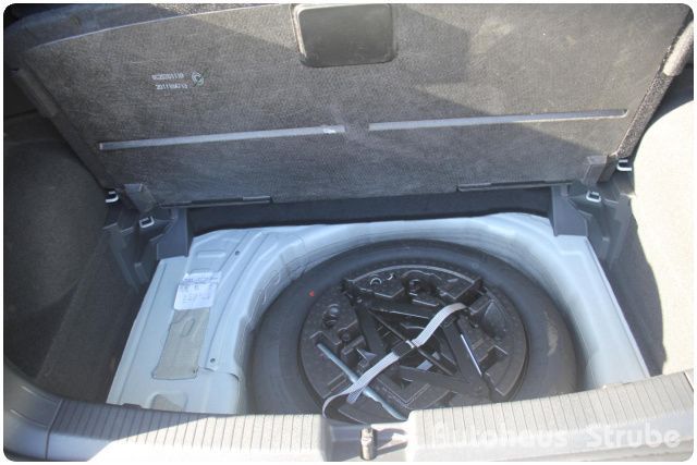Volkswagen T-Cross Style R-Line - Samsaru's Car Outlet