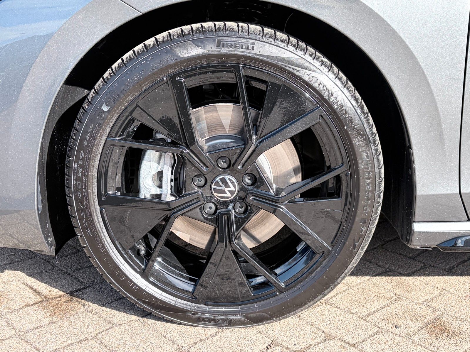 Volkswagen Passat Variant 2.0 TDI DSG R-Line*4x4*LED*LEDER*