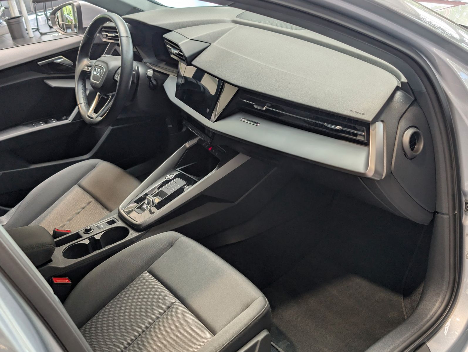 Audi A3 35 TDI Sportback S tronic advanced - Samsaru's Car Outlet