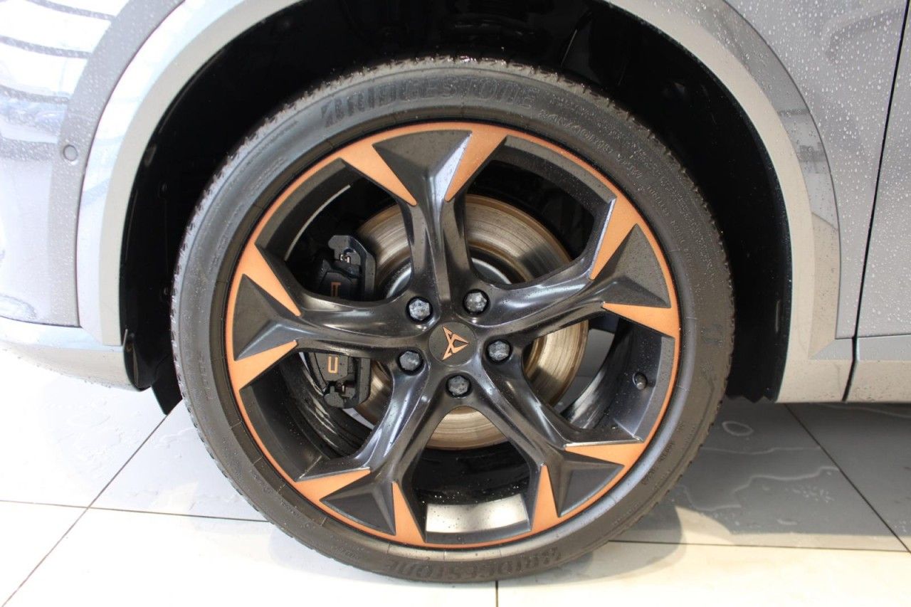 Cupra Formentor VZ 4Drive TOP-VIEW/AHK/BEATS/WINTERPAK