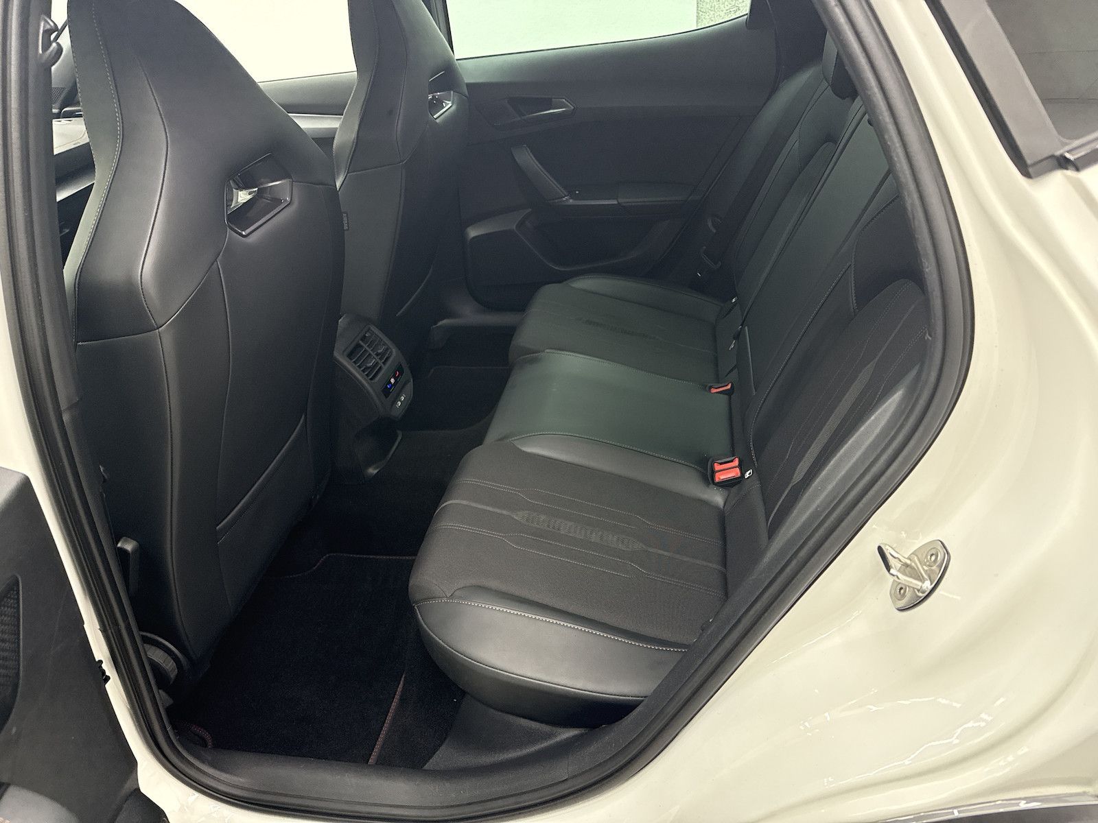 Cupra Formentor VZ 2.0 TSI 4Drive ACC DCC AHK Rcam Nav