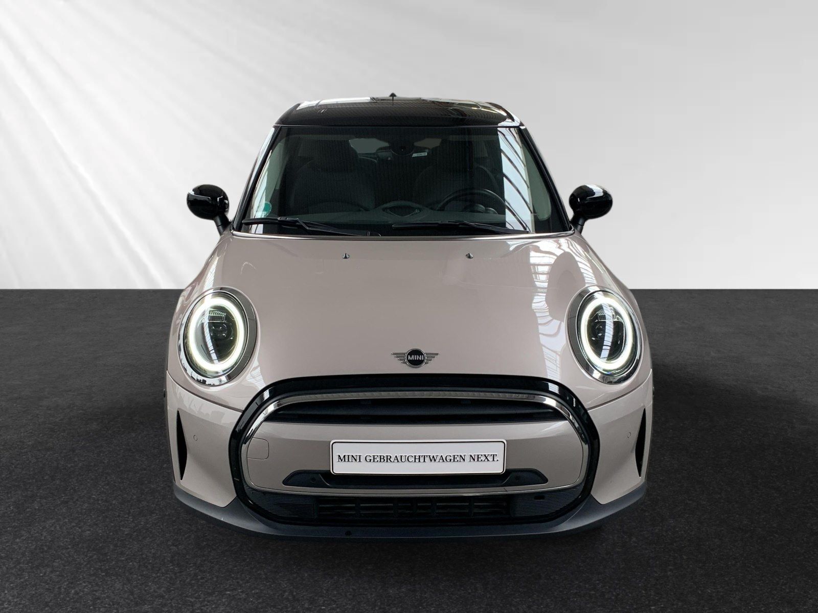 MINI Cooper 5-Türer Aut. - Samsaru's Car Outlet