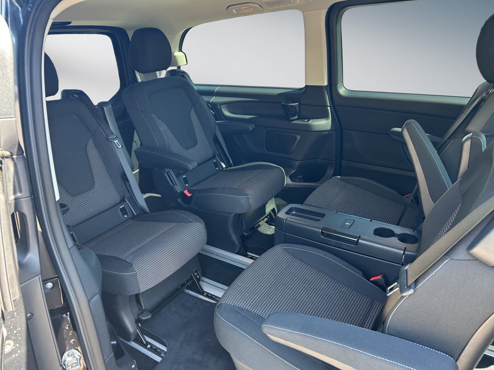 Mercedes-Benz V 220 d EDITION LANG - Samsaru's Car Outlet