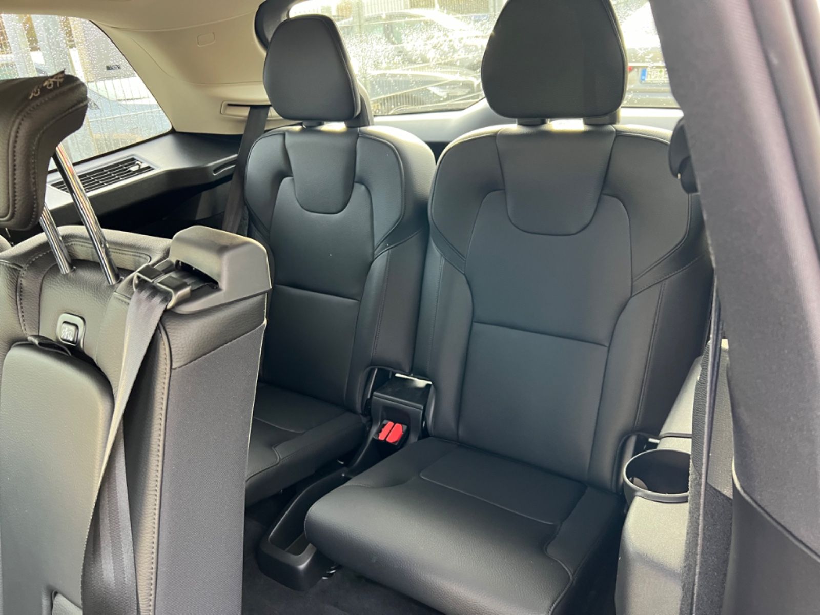 Volvo XC90 T8 R Design AWD - Samsaru's Car Outlet