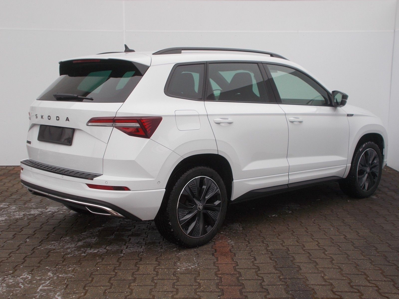 Skoda Karoq  1.5 TSI Sportline*DSG*Navi*LED *360° *AHK