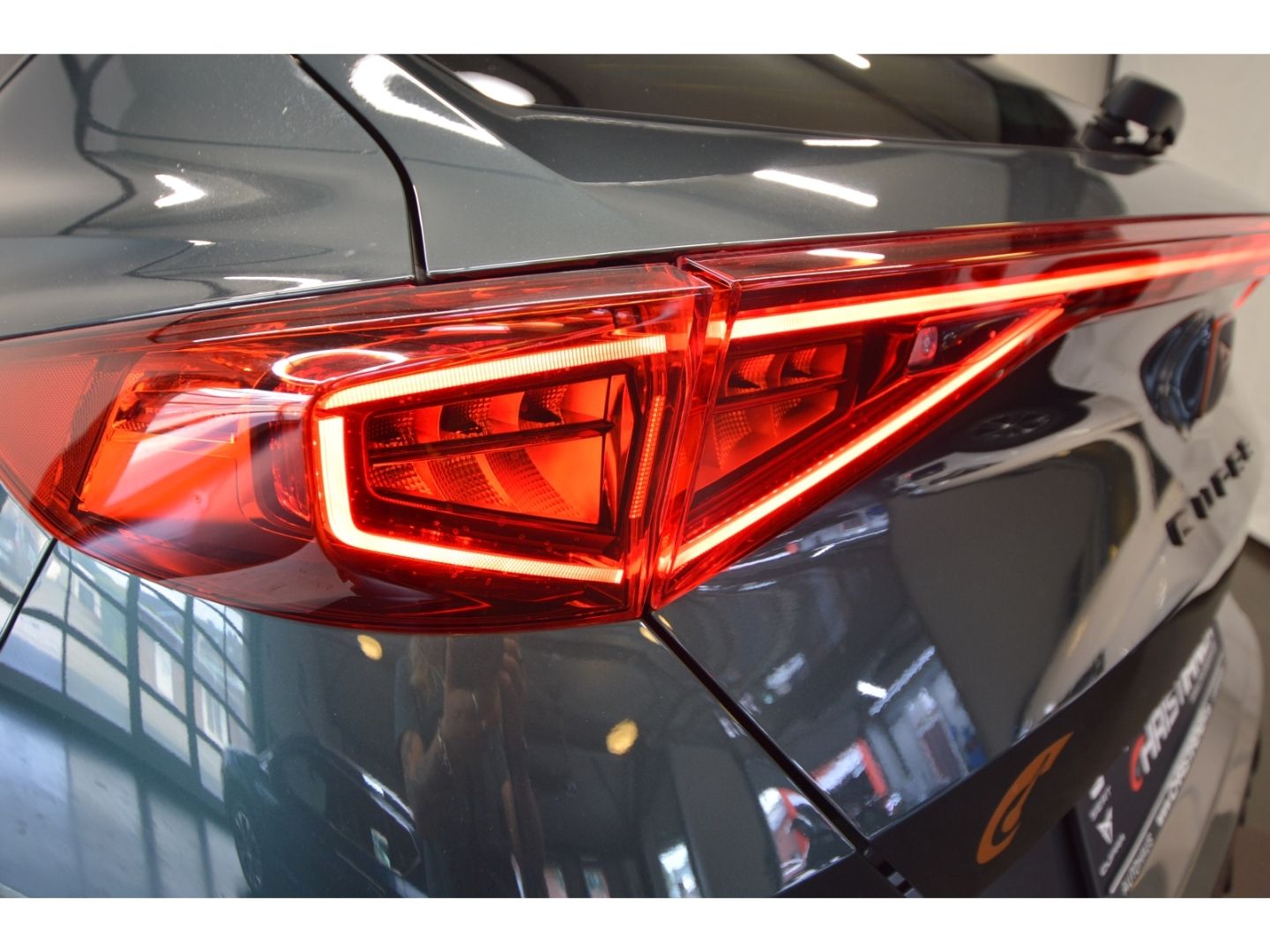 Cupra Formentor VZ e-HYBRID - Samsaru's Car Outlet