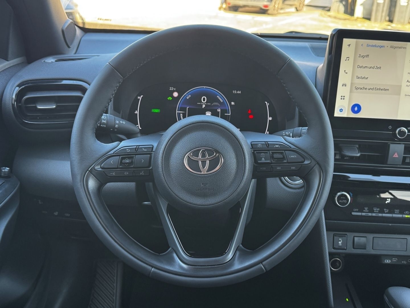 Toyota Yaris Cross 1,5l Hybrid Teamplayer ACC RFK SHZ K