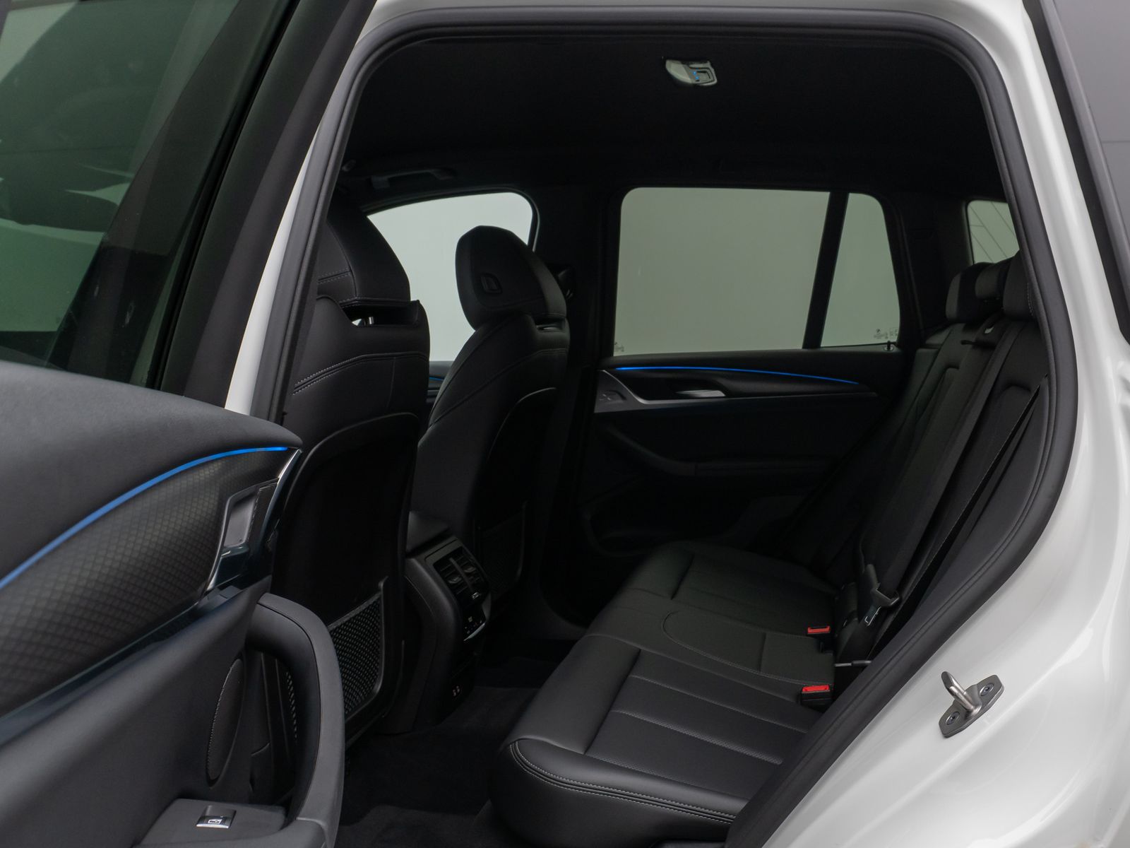 BMW X3 xD30e M Sport - Samsaru's Car Outlet