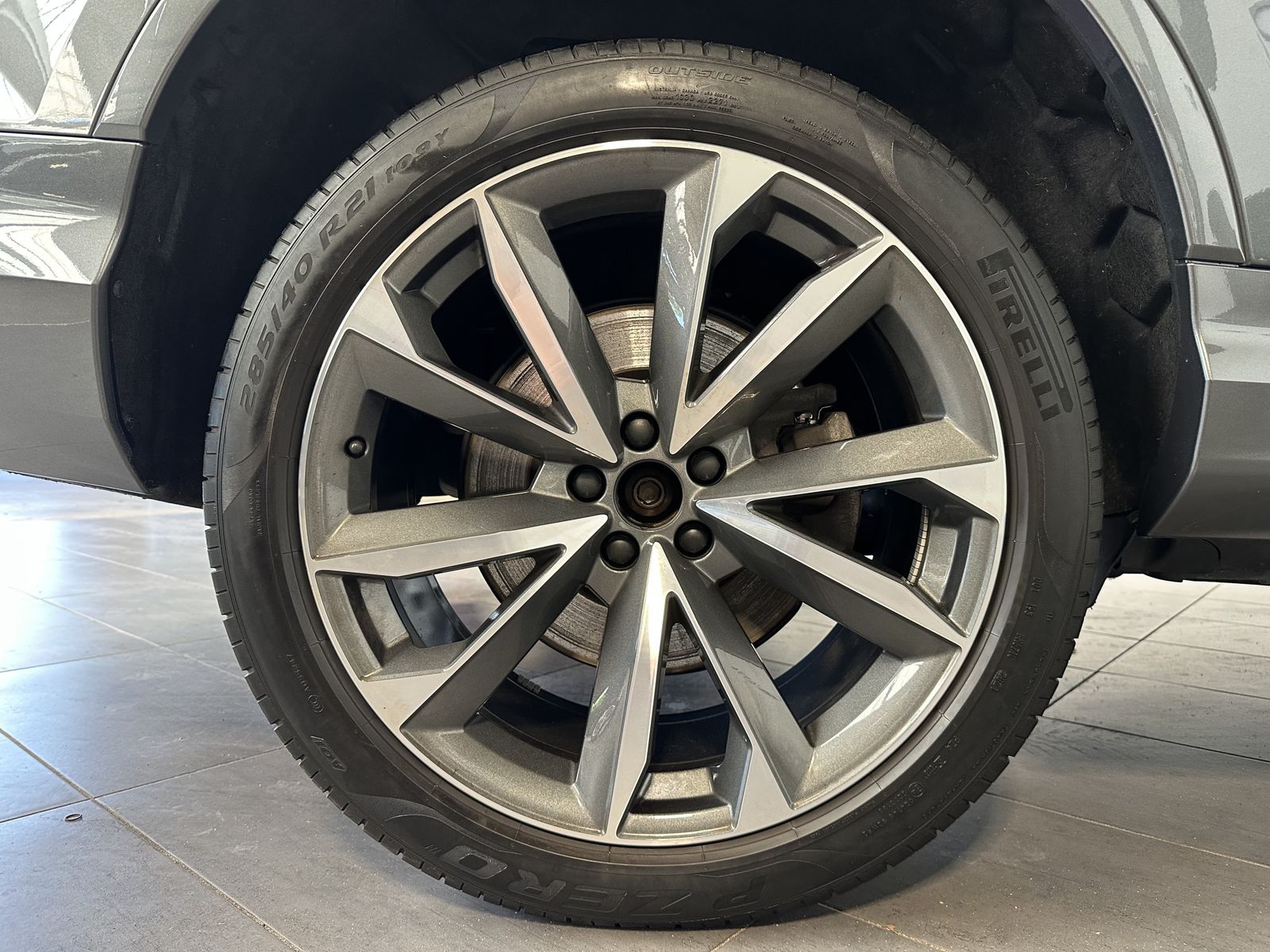 Audi Q7 50 TDI S-Line Black 7Sitzer NAV+MATRIX+AHK+VC