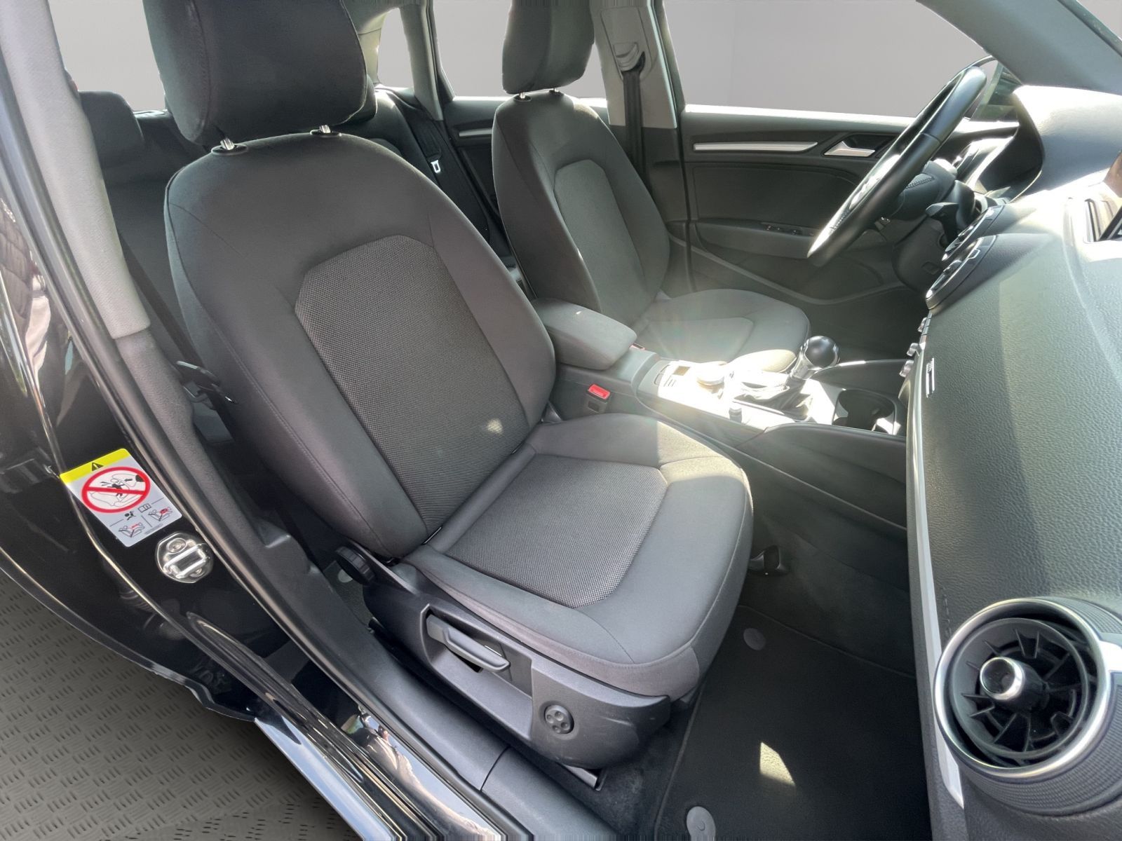 Audi A3 Sportback 35 TDI - Samsaru's Car Outlet
