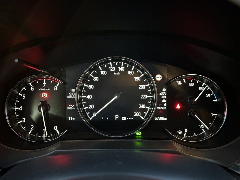 Mazda 6 2.5L SKYACTIV G 194ps 6AT FWD EXCLUSIVE-LINE