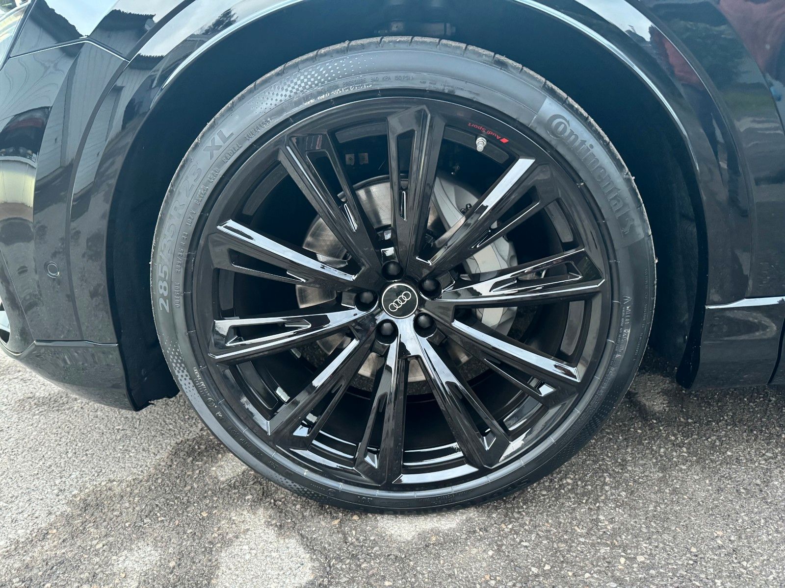 Audi Q8 50 TDI quattro.3 x S-Line.UPE 141.745€