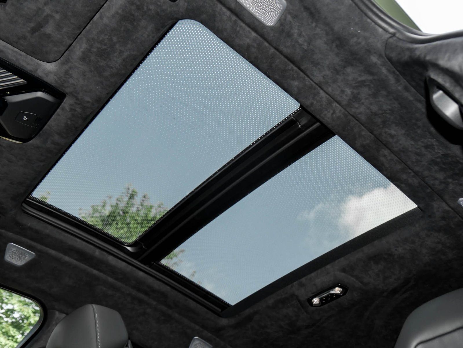 BMW X6 xDrive40d Indiv. M Sport + PanoSkyLo. + B/W +