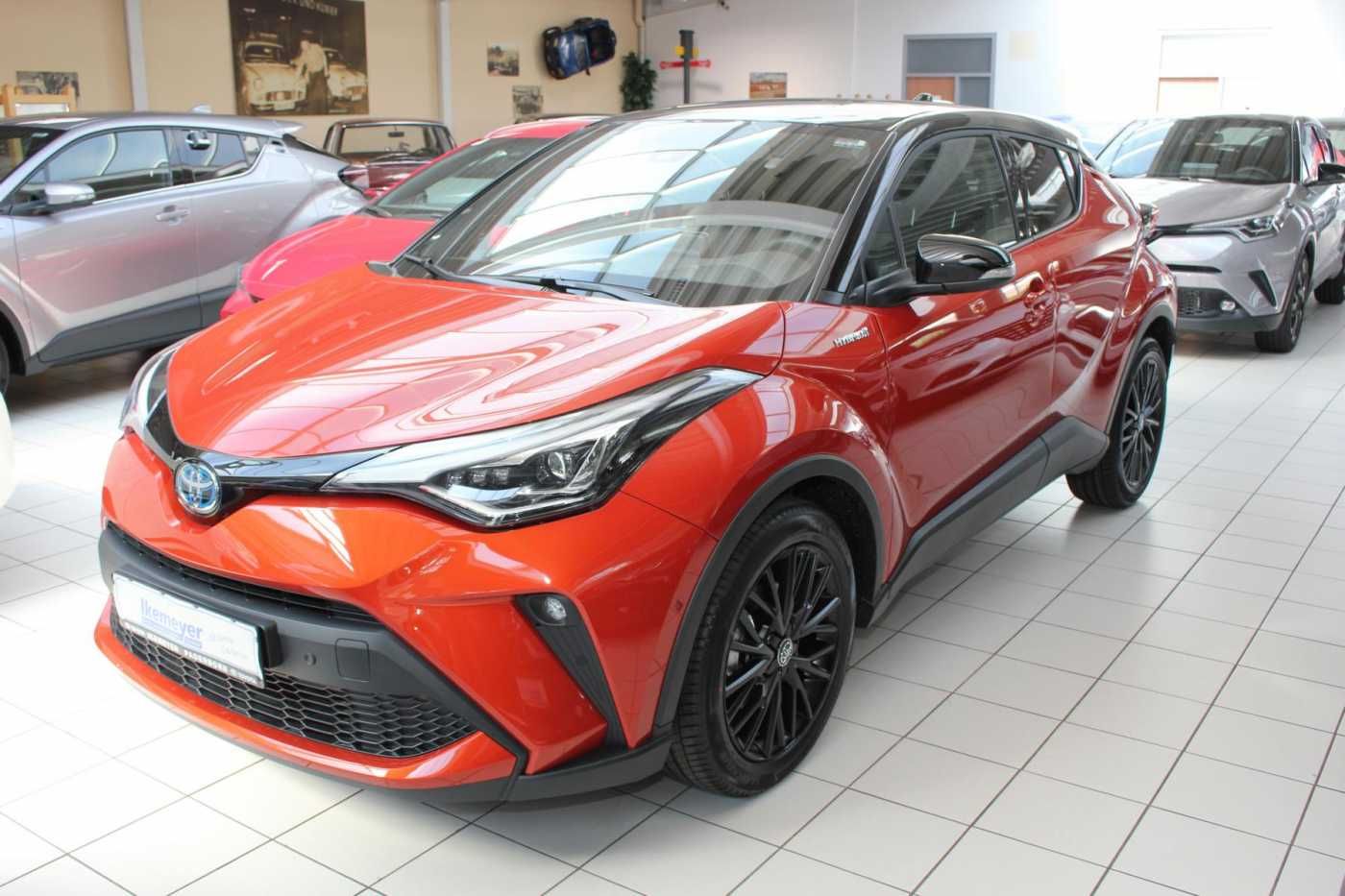Toyota C-HR 2.0 Hybrid Orange Edition - Samsaru's Car Outlet