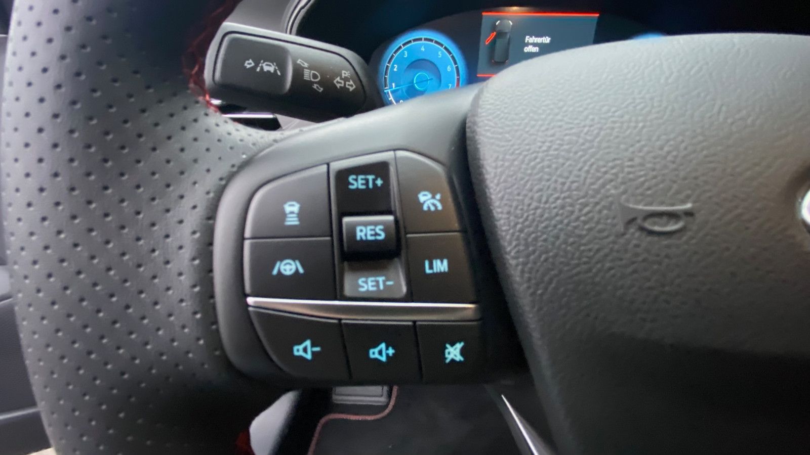 Ford Focus Turnier ST-Line X, Styling*PANO*Matrix-LED