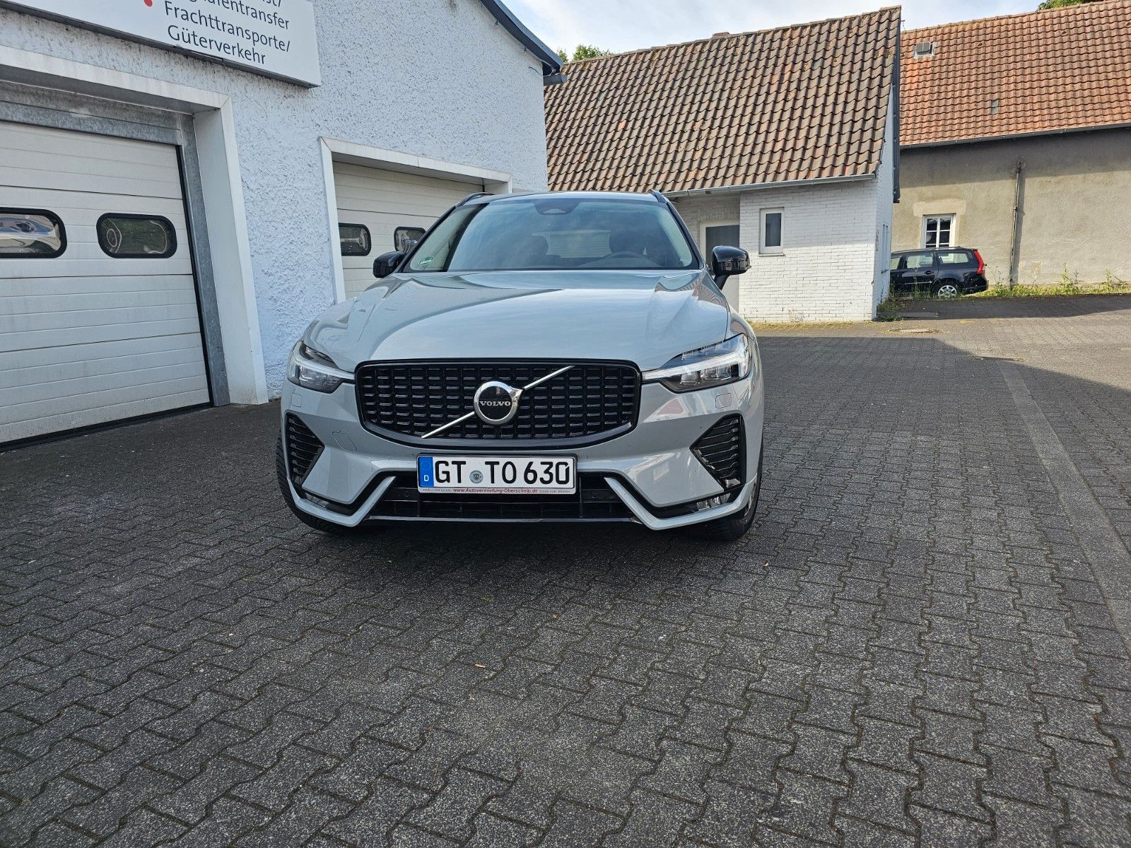 Volvo XC60 B4 Diesel Allrad Mild-Hybrid - Samsaru's Car Outlet