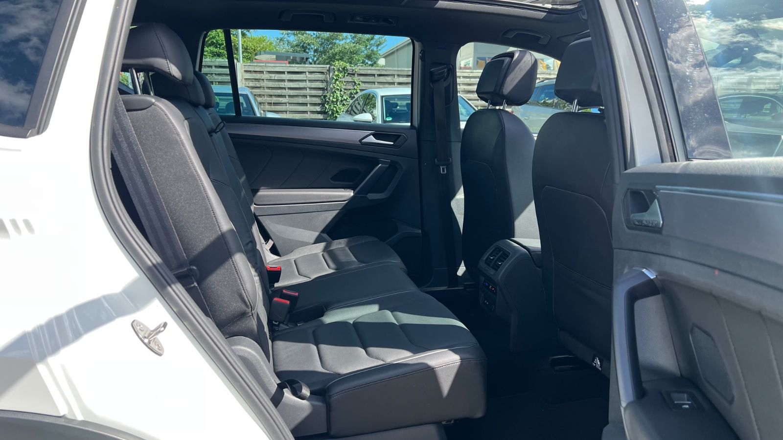 Seat Tarraco 2.0 TDI FR LINE*PANO-7SITZER-AHK-LEDER*