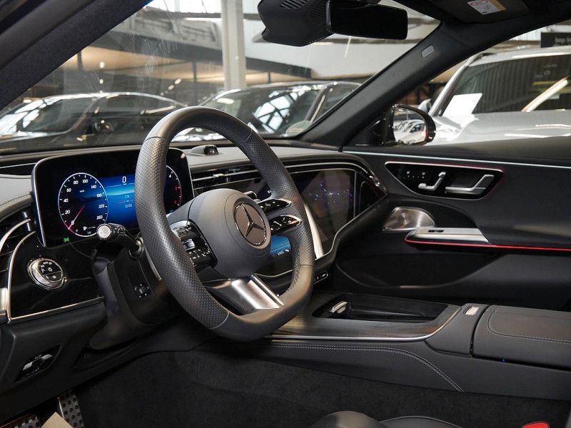 Mercedes-Benz E 450 d T 4M AMG BURM MEMO 360 AHK DISTR KAMERA