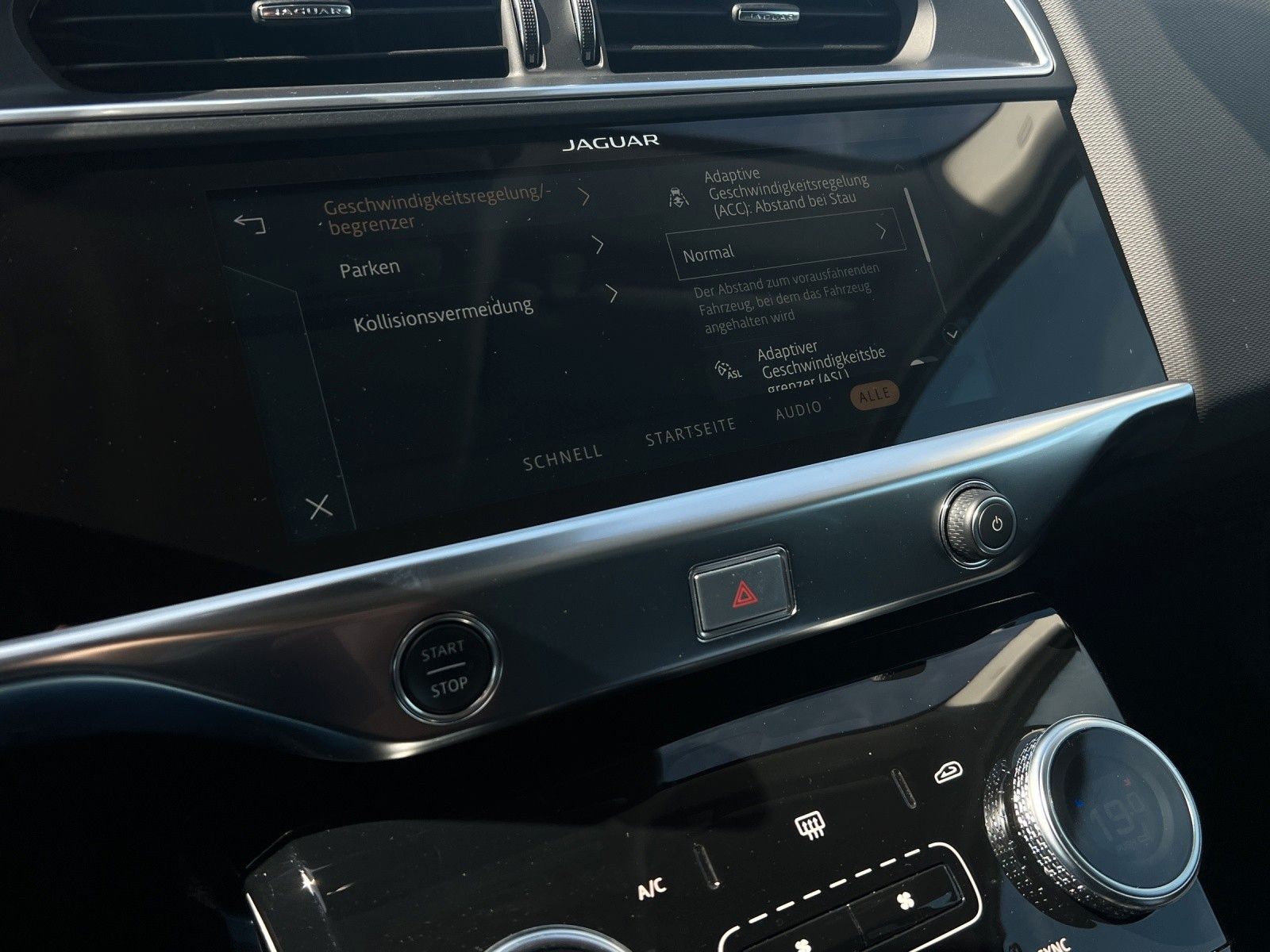Jaguar I-Pace EV400 AWD S/DAB+/iACC/StandHZ